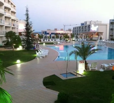 Apart Otel апартамент Stephi 2 *